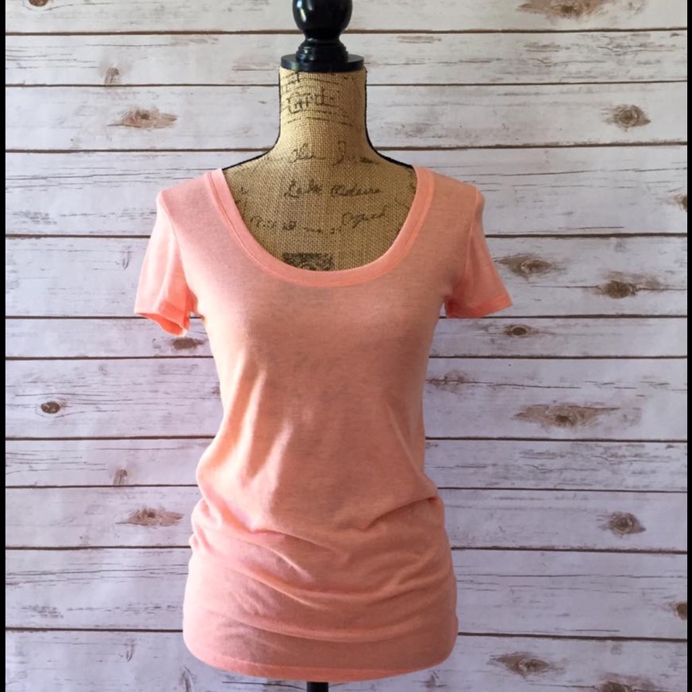 Urban Outfitters-Active Basic Tee-Sz Lg (runs small)